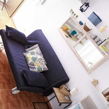 Sea & Wave Ventura Studio Apartment Malaga Exterior photo